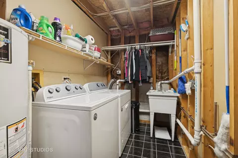 403 Santa Barbara Rd, Lakemoor, IL 60051 photo 17