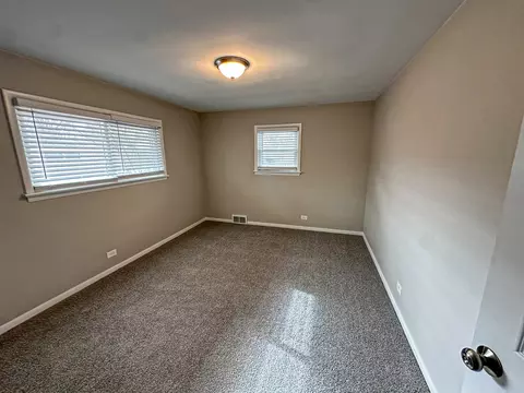 Bedroom - 816 Brookwood Dr, Olympia Fields, IL 60461 photo 2 of 4