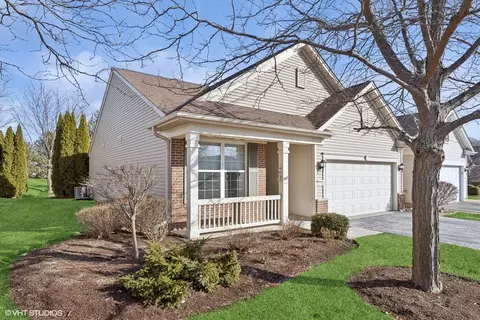 12432 Wedgemere Dr, Huntley, IL 60142