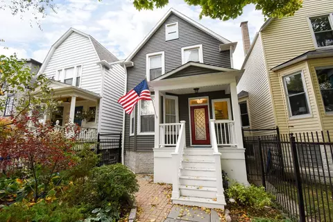 3733 W Palmer St, Chicago, IL 60647