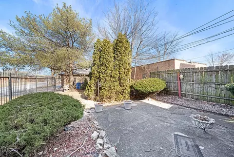 1500 E 85th Pl, Chicago, IL 60619 photo 14