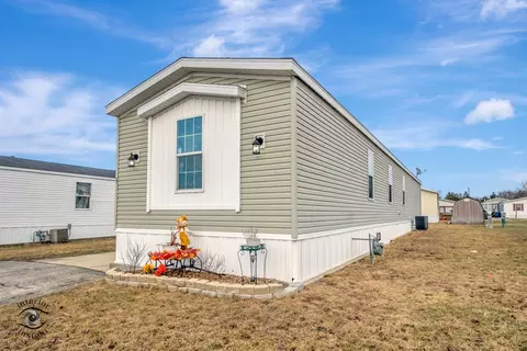 37 Saint George Dr, Bourbonnais, IL 60914