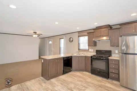 37 Saint George Dr, Bourbonnais, IL 60914 photo 11