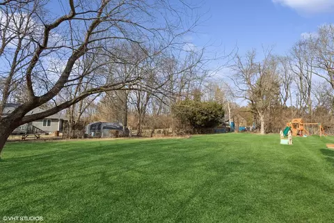 Exterior - 10307 Lund Ave, Algonquin, IL 60102 photo 6 of 6