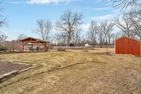 Exterior - 11600 N Brightway Dr, Mokena, IL 60448 photo 6 of 15