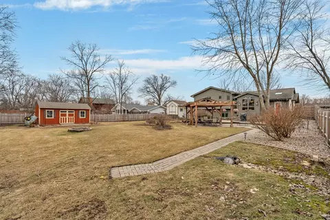 Exterior - 11600 N Brightway Dr, Mokena, IL 60448 photo 12 of 15