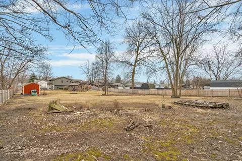 Exterior - 11600 N Brightway Dr, Mokena, IL 60448 photo 8 of 15