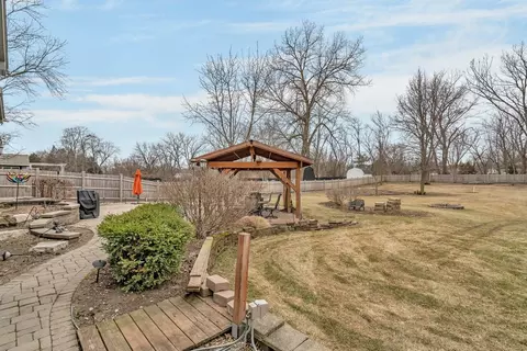 Exterior - 11600 N Brightway Dr, Mokena, IL 60448 photo 3 of 15