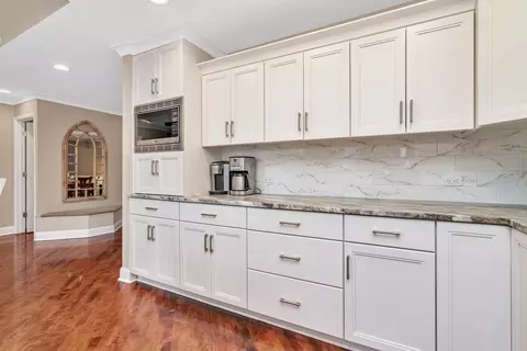 Kitchen - 11600 N Brightway Dr, Mokena, IL 60448 photo 8 of 8