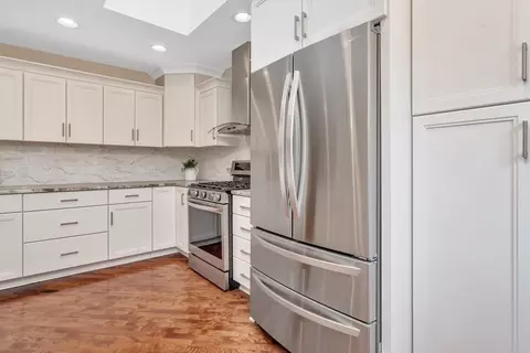 Kitchen - 11600 N Brightway Dr, Mokena, IL 60448 photo 4 of 8