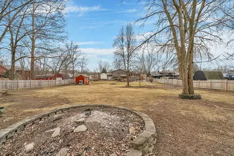 Exterior - 11600 N Brightway Dr, Mokena, IL 60448 photo 9 of 15