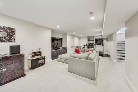 Other - 2425 Illinois Rd, Northbrook, IL 60062 photo 8 of 10