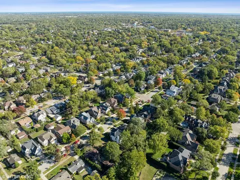 View/Area - 2425 Illinois Rd, Northbrook, IL 60062 photo 5 of 5