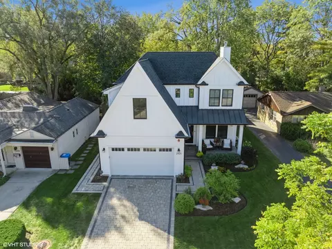 Exterior - 2425 Illinois Rd, Northbrook, IL 60062 photo 3 of 11