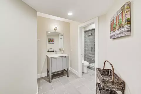 Bath - 2425 Illinois Rd, Northbrook, IL 60062 photo 6 of 6