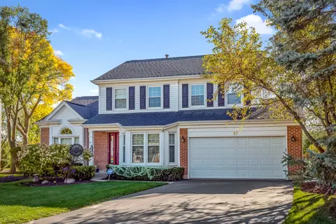 27 Trotwood Ct, Buffalo Grove, IL 60089