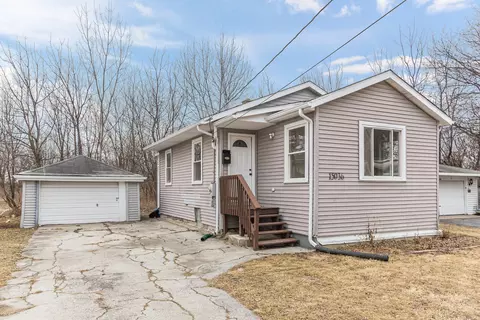 15036 Perry Ave, South Holland, IL 60473
