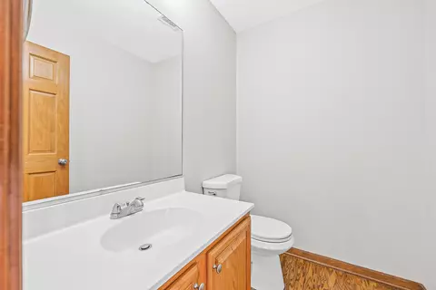 Bath - 3309 Cool Springs Ct, Naperville, IL 60564 photo 1 of 3
