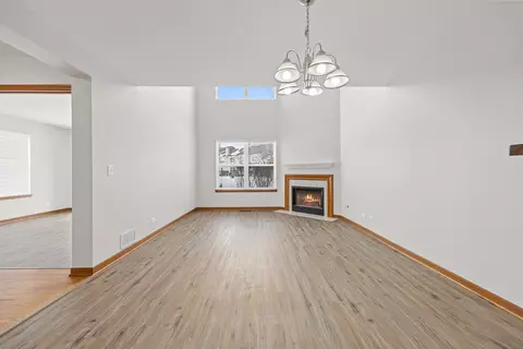 Living - 3309 Cool Springs Ct, Naperville, IL 60564 photo 2 of 6