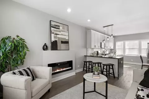 Living - 215 E 69th Pl, Chicago, IL 60637 photo 1 of 4