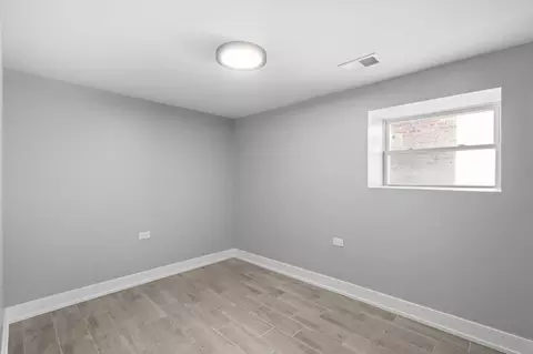 Bedroom - 215 E 69th Pl, Chicago, IL 60637 photo 3 of 3