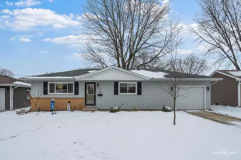 1905 21st Ave, Sterling, IL 61081
