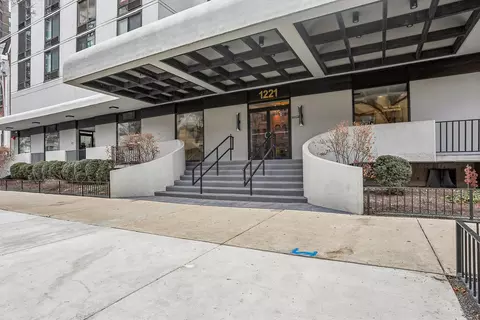 1221 N Dearborn St #1604S, Chicago, IL 60610