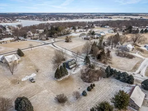 View/Area - 813 Southgate Dr, Davis, IL 61019 photo 2 of 6