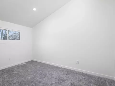 Bedroom - 813 Southgate Dr, Davis, IL 61019 photo 1 of 2
