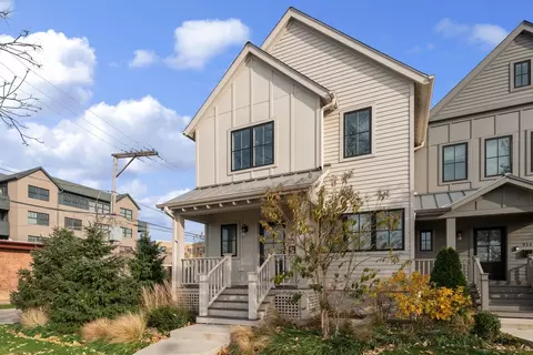 516 Poplar Dr #516, Wilmette, IL 60091
