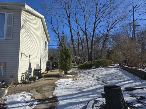 Exterior - 26018 W Marshall Ave, Ingleside, IL 60041 photo 2 of 13
