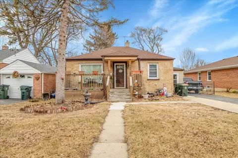 548 E Palatine Rd, Palatine, IL 60074