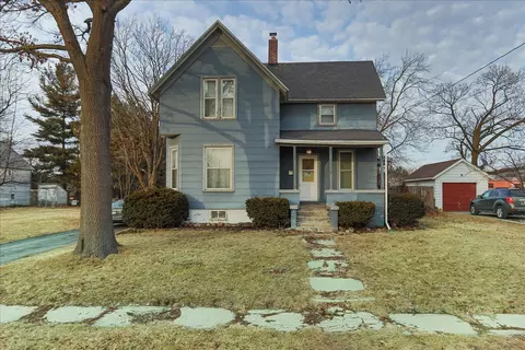 804 E 2nd St, Belvidere, IL 61008