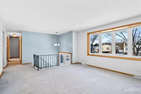 541 Maple Ln, Darien, IL 60561 photo 6