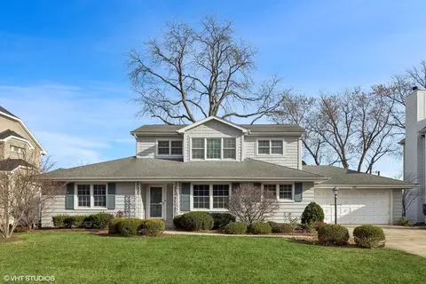 267 Merton Ave, Glen Ellyn, IL 60137