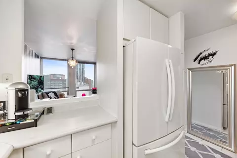 Kitchen - 111 E Chestnut St #29E, Chicago, IL 60611 photo 3 of 3