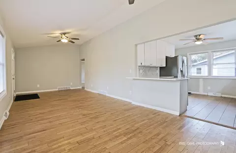 Living - 515 Deerpath Dr, Mchenry, IL 60051 photo 3 of 3