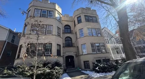 6549 N Ashland Ave #2, Chicago, IL 60626