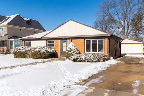 419 W Center St, Itasca, IL 60143 photo 2