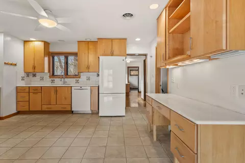 Kitchen - 4 Normandy Pl, Champaign, IL 61821 photo 1 of 4