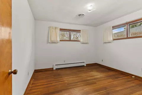 Bedroom - 4 Normandy Pl, Champaign, IL 61821 photo 4 of 9