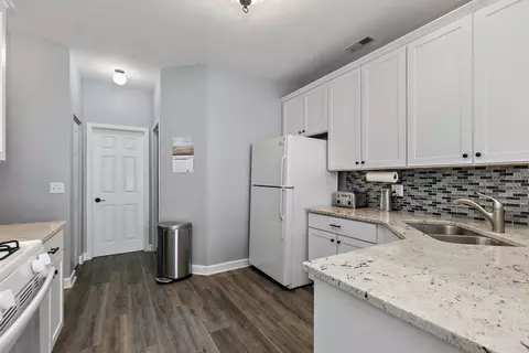2874 Falling Waters Dr, Lindenhurst, IL 60046 photo 9