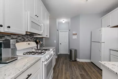 2874 Falling Waters Dr, Lindenhurst, IL 60046 photo 10
