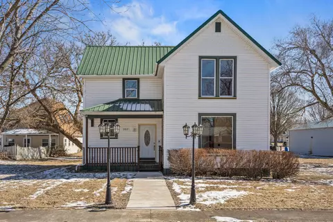 207 S Poplar St, Loda, IL 60948