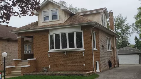 2007 S 8th Ave, Maywood, IL 60153