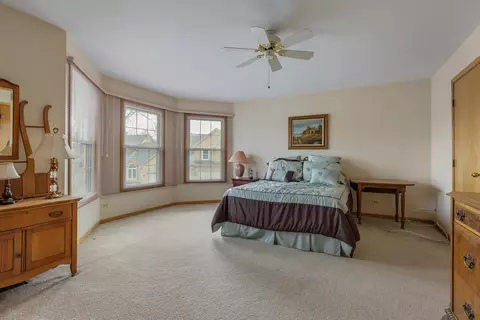 Bedroom - 540 Philip Dr, Bartlett, IL 60103 photo 2 of 3