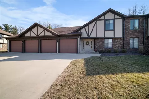31 Brandywine Ct #31, Bloomington, IL 61704