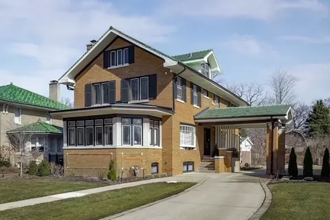 911 Lathrop Ave, River Forest, IL 60305