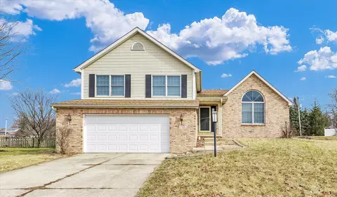 2304 Blackhawk Pt, Champaign, IL 61822