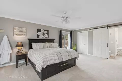 Bedroom - 1 Whaler Ct, Third Lake, IL 60030 photo 2 of 3